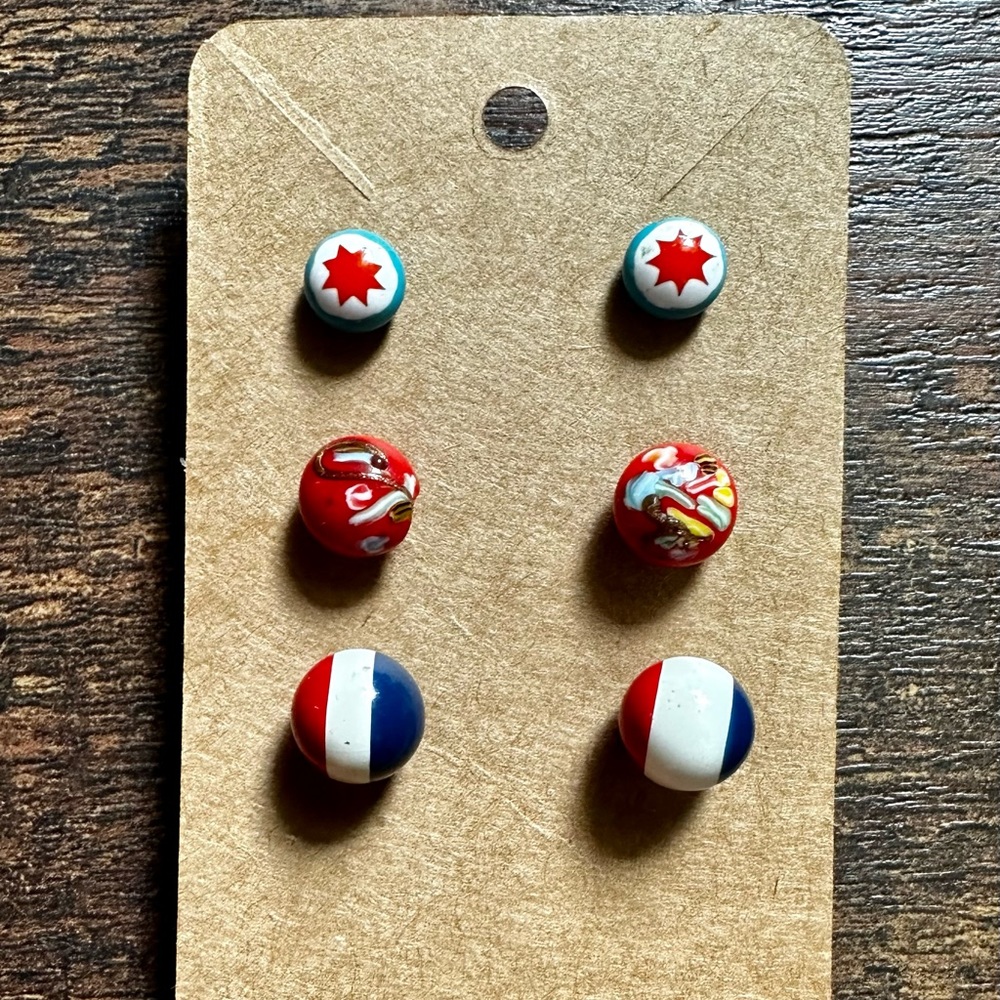 Set of 3 vintage earrings